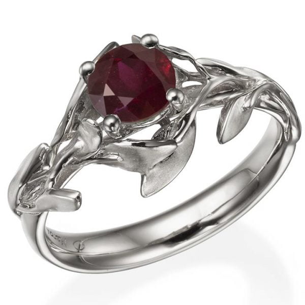 טבעת מקורית בהשראת הטבע עשויה פלטינה ומשובצת רובי – Leaves #4 טבעות אירוסין