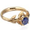 טבעת אירוסין בעיצוב עלים מעודן עשויה זהב צהוב ומשובצת באבן ספיר #LEAVES4 טבעות אירוסין