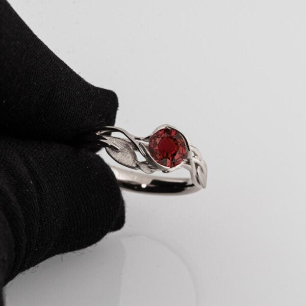 Leaves Engagement Ring #6 White Gold and Ruby Catalogue