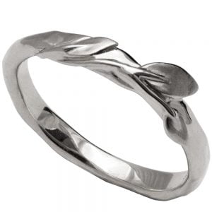 טבעת עלים מעודנת עשויה פלטינה בגימור טבעי  LEAVES #9 טבעות נישואין