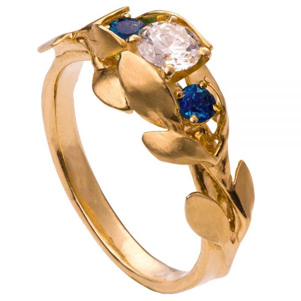 טבעת עלים משובצת יהלום לצד ספירים עשויה זהב צהוב #LEAVES8 טבעות אירוסין