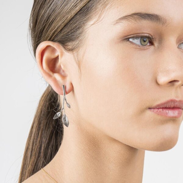 Leaves Earrings Platinum Catalogue