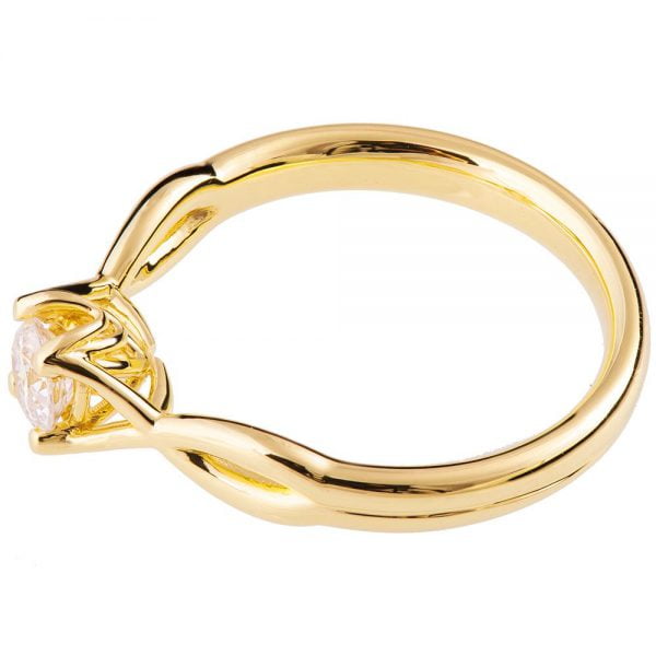 טבעת אירוסין קלאסית מזהב צהוב משובצת מואסניט ENG 15 טבעות אירוסין