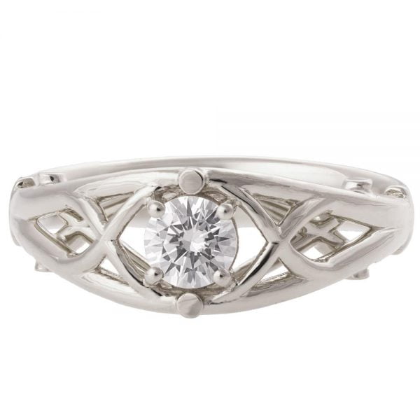 טבעת אירוסין בסגנון קלטי מפלטינה משובצת מואסניט ENG 14 טבעות אירוסין