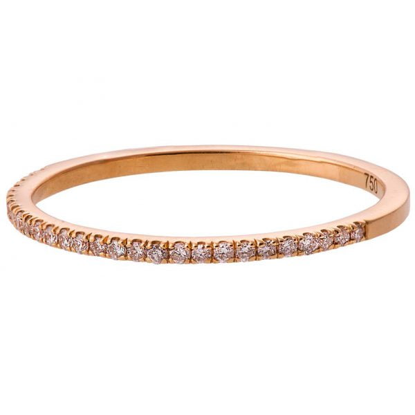 טבעת מעודנת בשיבוץ יהלומים עשויה זהב אדום טבעות נישואין