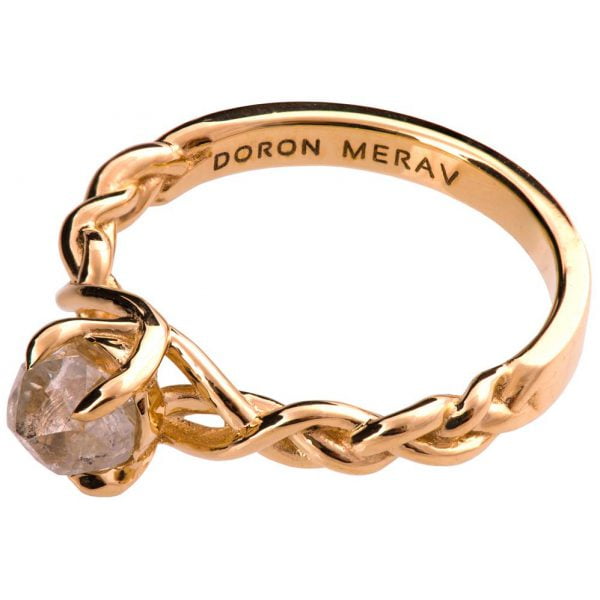 טבעת אירוסין בסגנון צמה קלועה משובצת ביהלום גולמי עשויה זהב אדום braided#2r טבעות אירוסין