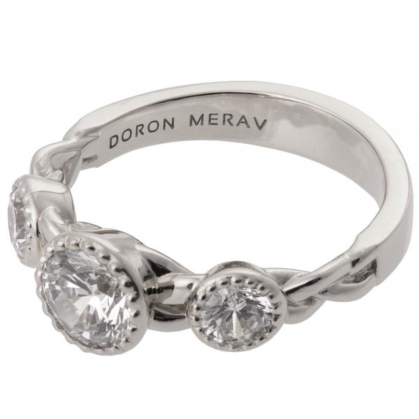 טבעת אירוסין בעיצוב צמה משובצת יהלומים עשויה פלטינה Braided #8 טבעות אירוסין