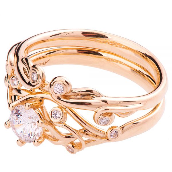 טבעת אירוסין בשיבוץ יהלום מלווה בטבעת נישואין בסגנון קלטי עשויות זהב אדום ENG#17 טבעות אירוסין