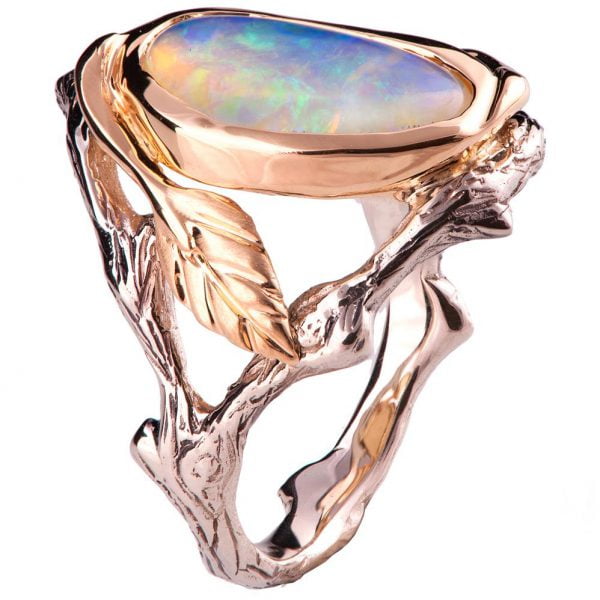 טבעת אירוסין משובצת אופל אוסטרלי בהשראת הטבע עשויה זהב לבן ואדום twig#8 טבעות אירוסין