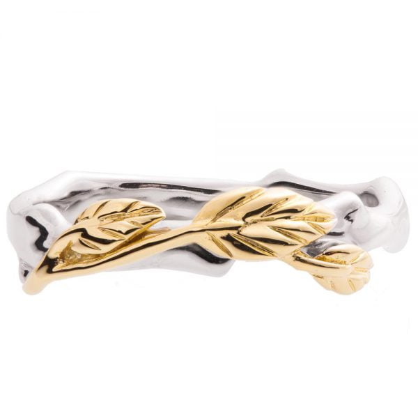 טבעת עלים מעודנת עשויה זהב צהוב ולבן בגימור טבעי  -Twig & Leaves 7 טבעות נישואין