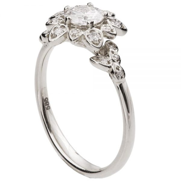 טבעת אירוסין וינטאג' מזהב לבן משובצת מואסניט ויהלומים Flower 2B טבעות אירוסין