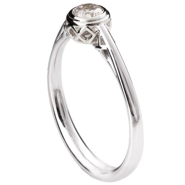 טבעת אירוסין מזהב לבן משובצת מואסניט R017 טבעות אירוסין
