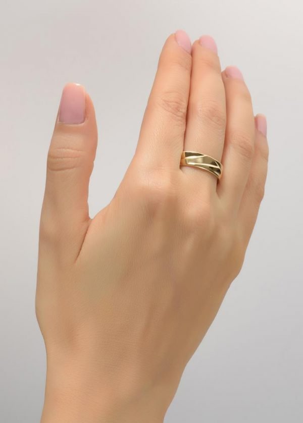 טבעת נישואין בזהב צהוב בעיצוב מיוחד Wave #5 טבעות נישואין