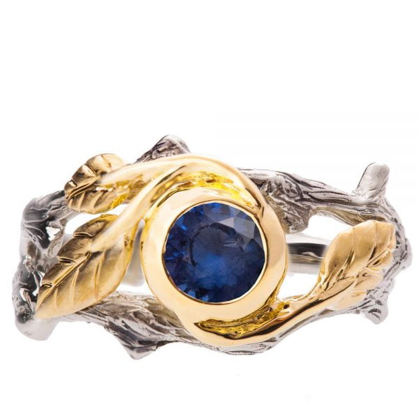 טבעת אירוסין בהשראת הטבע עשויה זהב לבן צהוב ומשובצת אבן ספיר TWIG #8 טבעות אירוסין