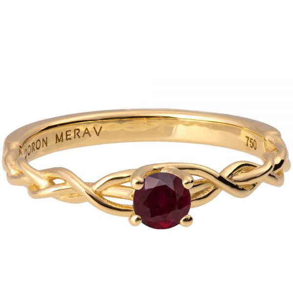 טבעת אירוסין קלועה ומשובצת באבן רובי עשויה זהב צהוב BRAIDED#2S טבעות אירוסין