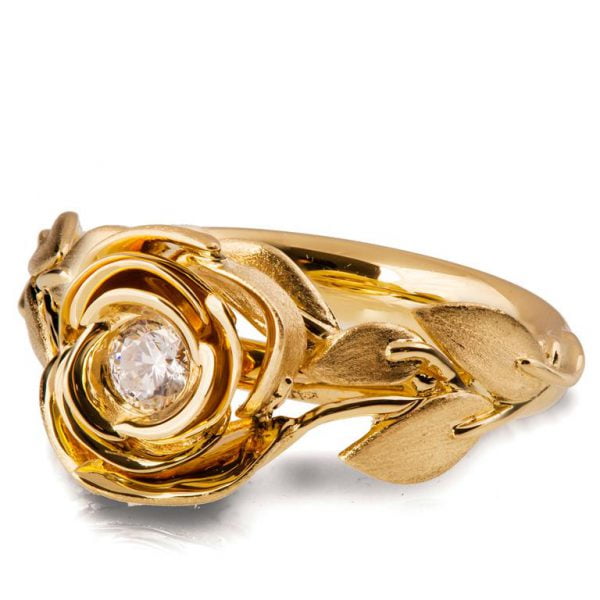 טבעת בעיצוב ורד עדין בשיבוץ יהלום עשויה זהב צהוב Rose #1 טבעות אירוסין