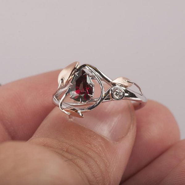 Leaves Engagement Ring Two Tone Rose Gold and Pear Cut Ruby Catalogue