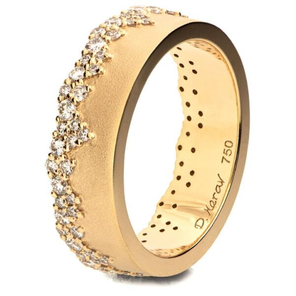 Snow Ring, Yellow Gold Wedding Ring Set With a Cluster of Diamonds Catalogue