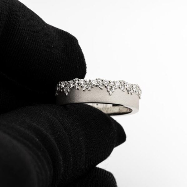 Snow Ring, White Gold Wedding Ring Set With a Cluster of Diamonds Catalogue
