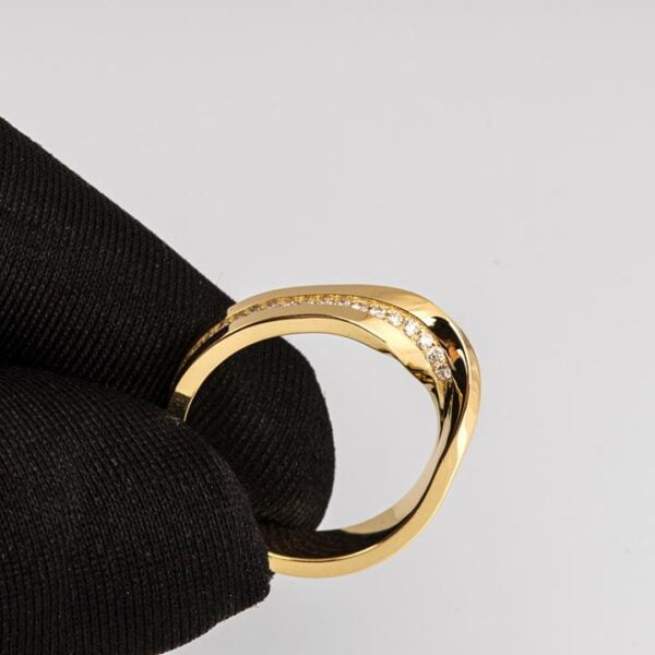 Mobius Diamond Ring Yellow Gold Catalogue